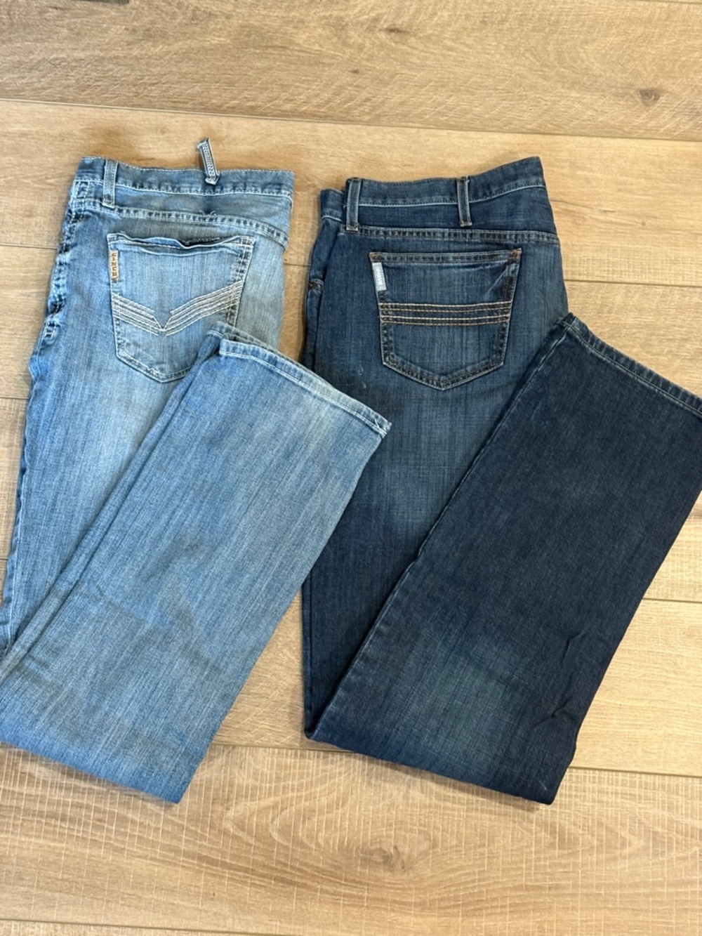 Men's Cinch Jeans38x36 — Light Blue & Dark Blue